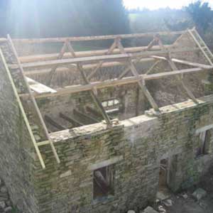 charpente des gîtes en construction