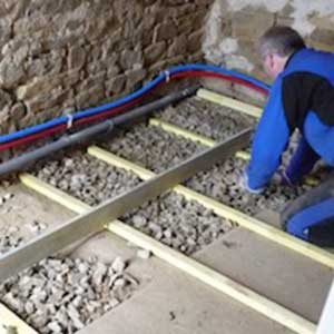 echaffaudage devant gîte